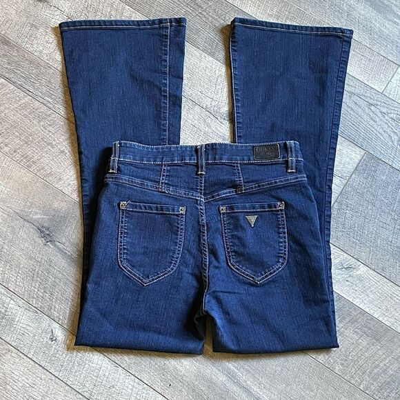 NEW! Guess LA, Dark-Wash, “Iconic-Flare”, High-Rise Jeans. Size 28. - Picture 2 of 7